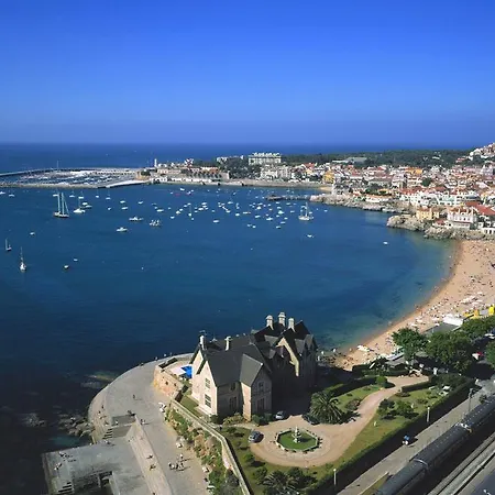 Spacious With Pool * Cascais