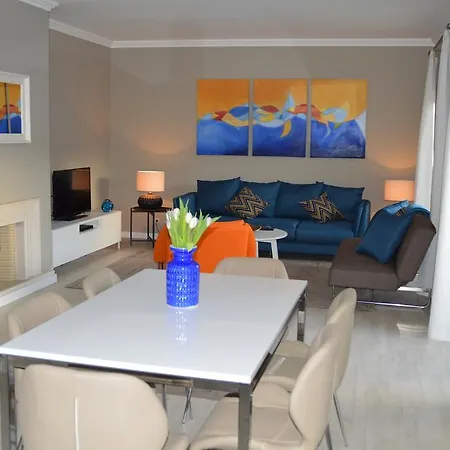 Lejlighed Spacious With Pool Cascais